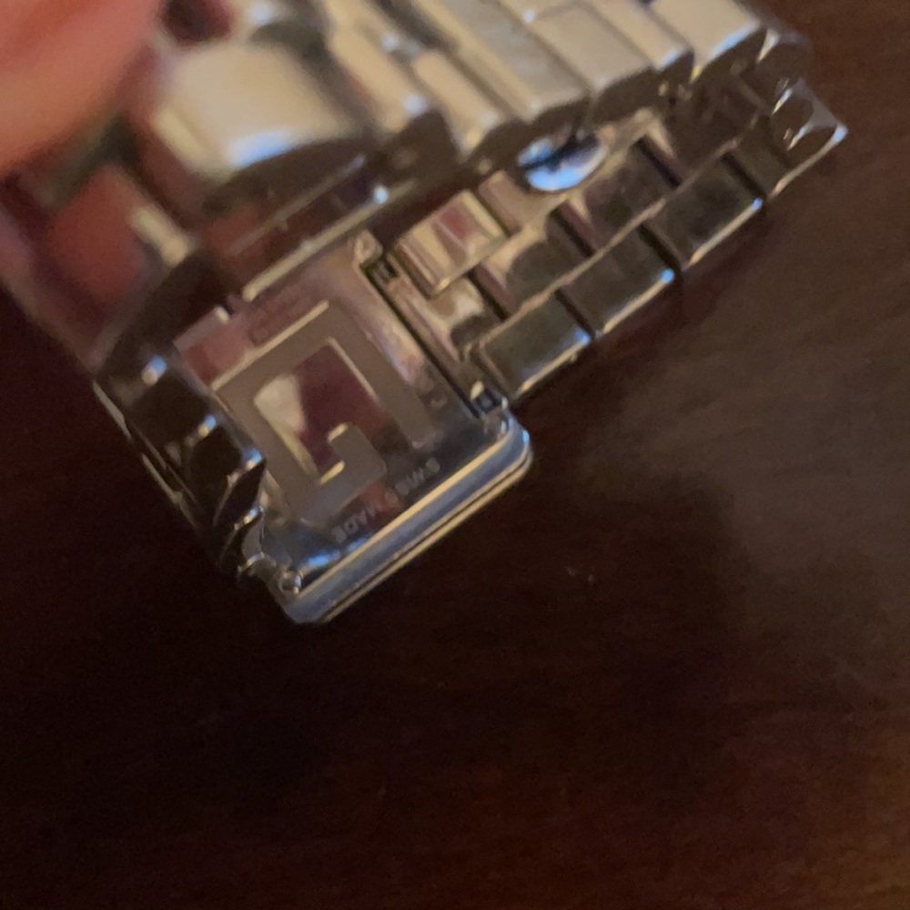 Gucci Watch - Picture 5 of 9